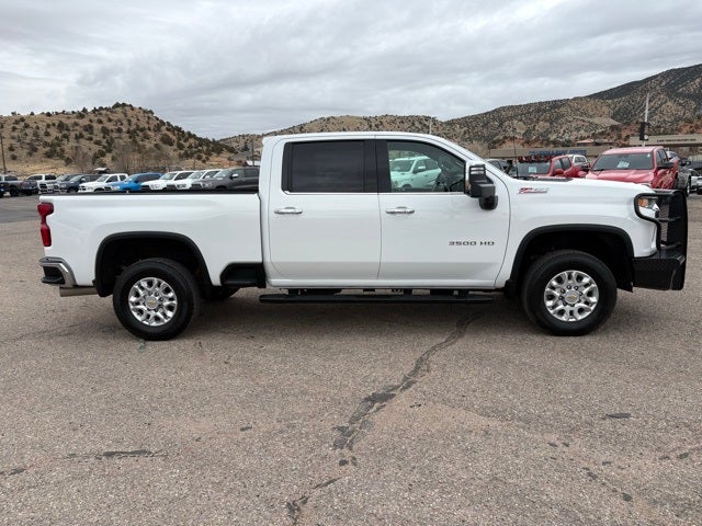 2022 Chevrolet Silverado 3500HD 4WD Crew Cab Standard Bed LTZ