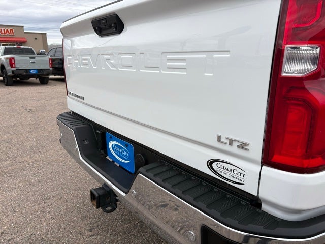 2022 Chevrolet Silverado 3500HD 4WD Crew Cab Standard Bed LTZ