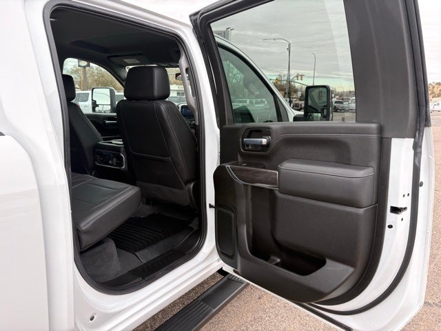 2022 Chevrolet Silverado 3500HD 4WD Crew Cab Standard Bed LTZ