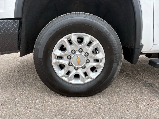 2022 Chevrolet Silverado 3500HD 4WD Crew Cab Standard Bed LTZ