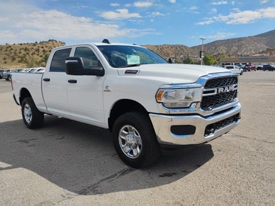 2024 RAM 3500 Tradesman Crew Cab 4x4 6'4' Box