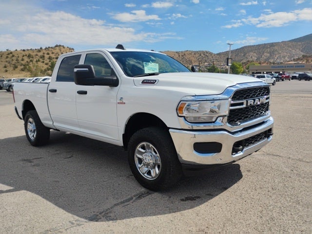 2024 RAM 3500 Tradesman Crew Cab 4x4 6'4' Box