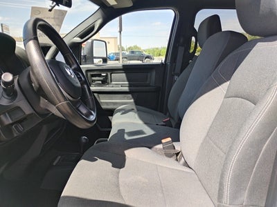 2024 RAM 3500 Tradesman Crew Cab 4x4 6'4' Box