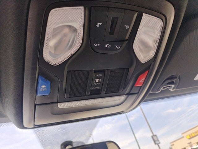 2024 RAM 3500 Tradesman Crew Cab 4x4 6'4' Box