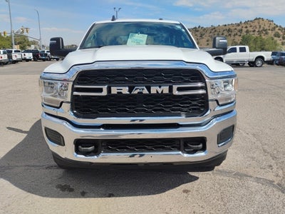 2024 RAM 3500 Tradesman Crew Cab 4x4 6'4' Box
