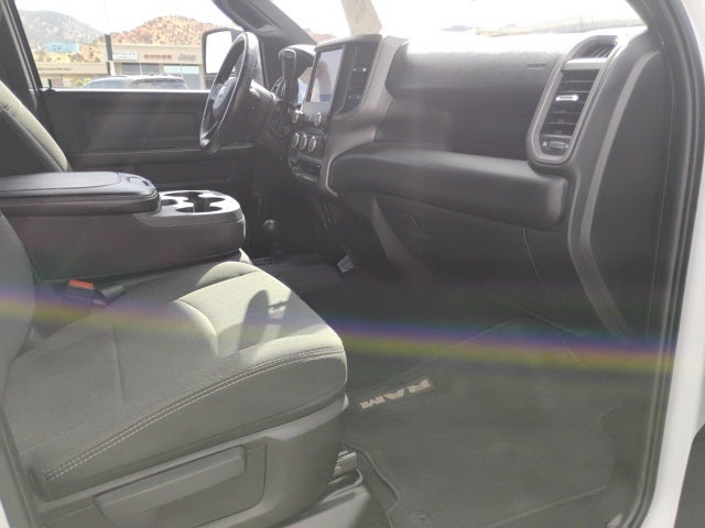 2024 RAM 3500 Tradesman Crew Cab 4x4 6'4' Box