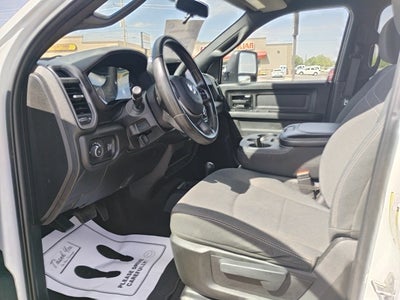 2024 RAM 3500 Tradesman Crew Cab 4x4 6'4' Box