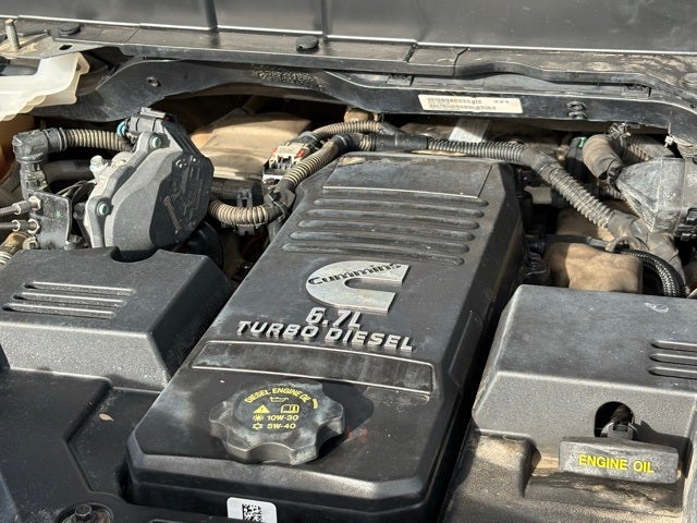 2022 RAM 3500 Tradesman Crew Cab 4x4 8' Box