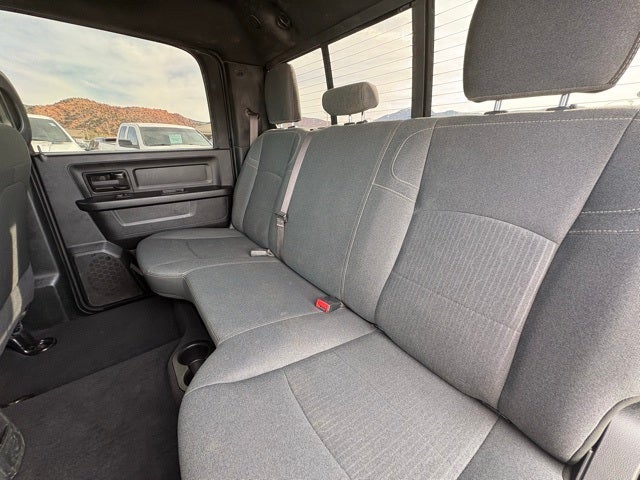 2022 RAM 3500 Tradesman Crew Cab 4x4 8' Box