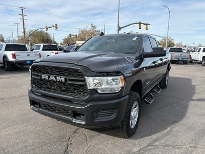 2022 RAM 3500 Tradesman Crew Cab 4x4 8' Box