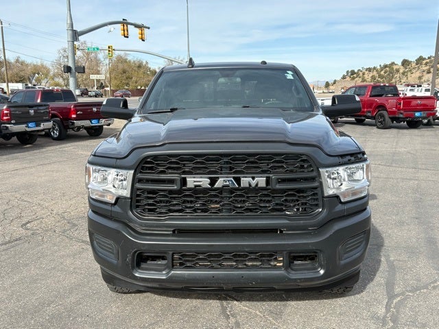 2022 RAM 3500 Tradesman Crew Cab 4x4 8' Box