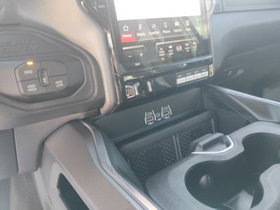 2025 RAM 2500 Laramie Crew Cab 4x4 8' Box