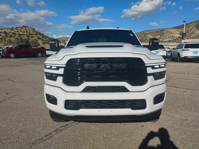 2025 RAM 2500 Laramie Crew Cab 4x4 8' Box