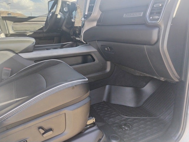 2025 RAM 2500 Laramie Crew Cab 4x4 8' Box