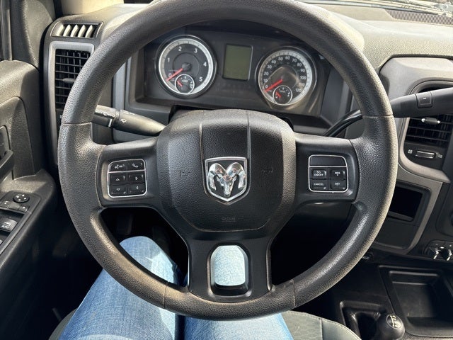 2018 RAM 3500 Tradesman Crew Cab 4x4 8' Box