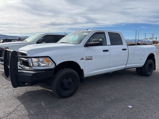 2018 RAM 3500 Tradesman Crew Cab 4x4 8' Box