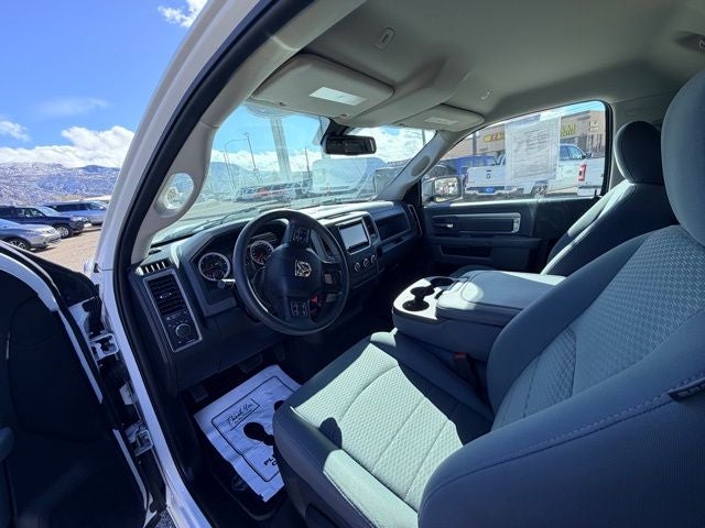 2020 RAM 1500 Classic Tradesman Regular Cab 4x2 6'4' Box