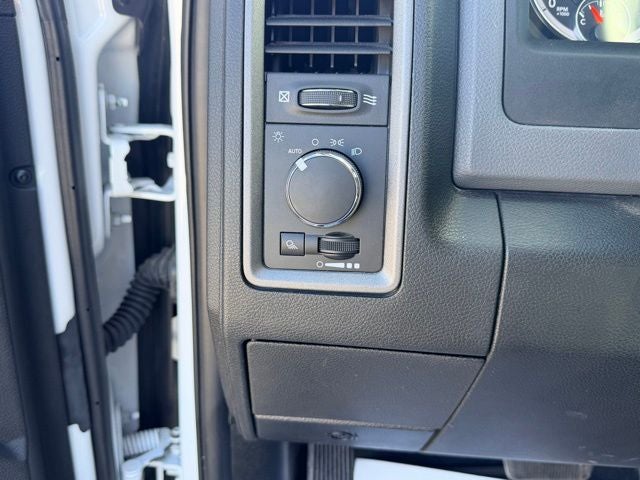 2020 RAM 1500 Classic Tradesman Regular Cab 4x2 6'4' Box