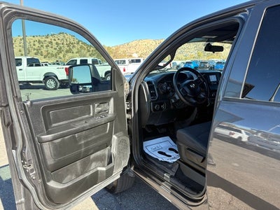 2024 RAM 2500 Tradesman Crew Cab 4x4 6'4' Box