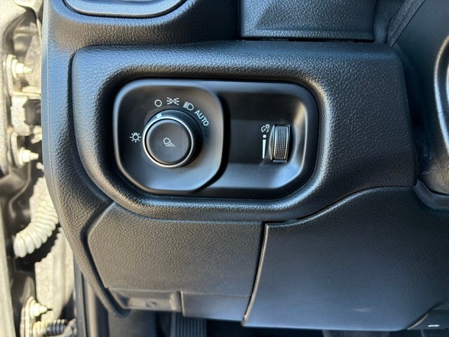 2024 RAM 2500 Tradesman Crew Cab 4x4 6'4' Box