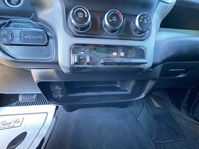 2024 RAM 2500 Tradesman Crew Cab 4x4 6'4' Box