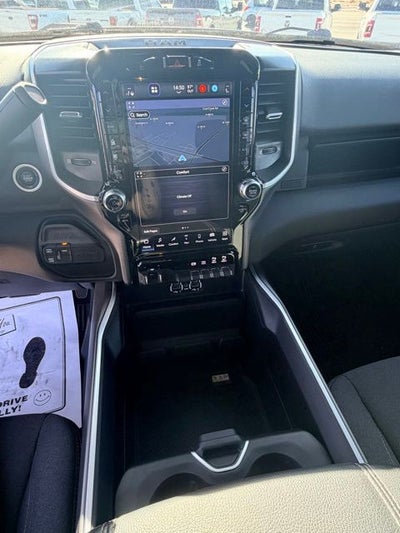 2023 RAM 2500 Big Horn Crew Cab 4x4 6'4' Box