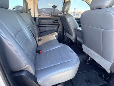 2018 RAM 2500 Tradesman Crew Cab 4x4 8' Box