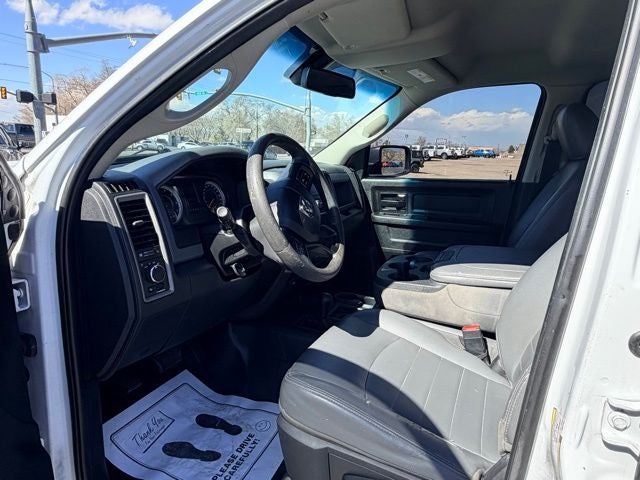 2018 RAM 2500 Tradesman Crew Cab 4x4 8' Box