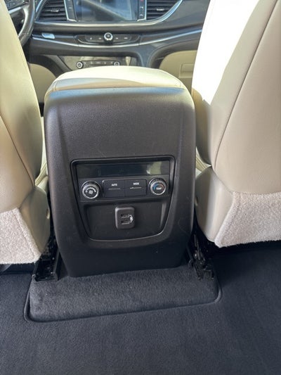 2023 Buick Enclave Essence AWD