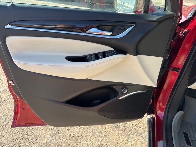 2023 Buick Enclave Essence AWD