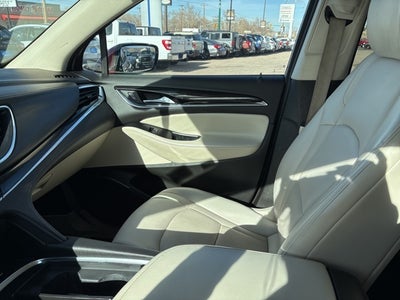 2023 Buick Enclave Essence AWD