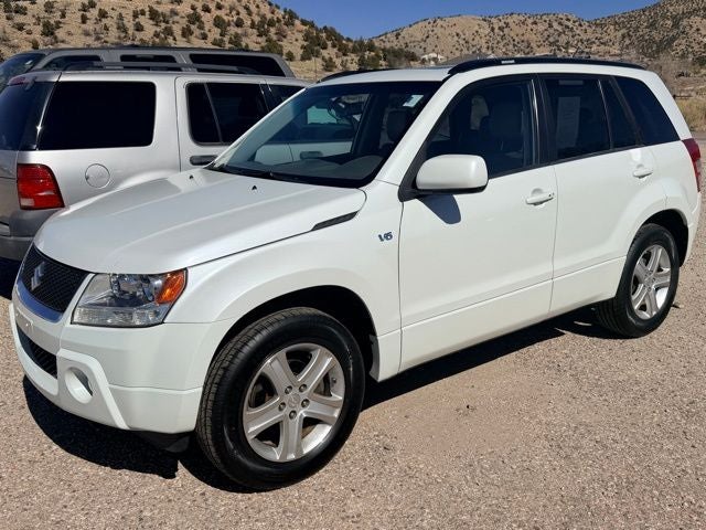 2008 Suzuki Grand Vitara Luxury