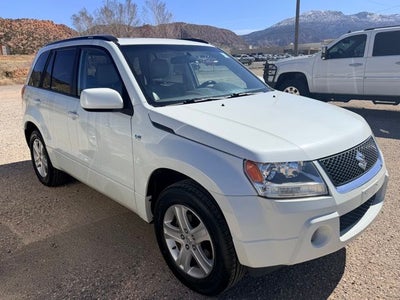 2008 Suzuki Grand Vitara Luxury