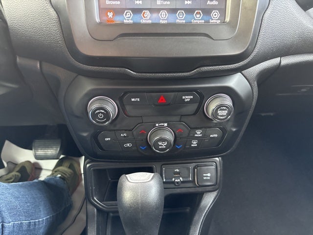 2019 Jeep Renegade Latitude FWD